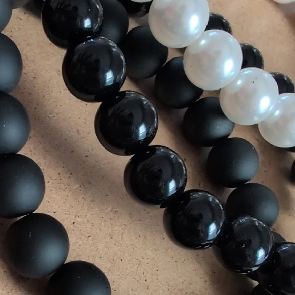 Ophelia Roe Elegant Black and White Bracelet Set - Picture 5 of 5